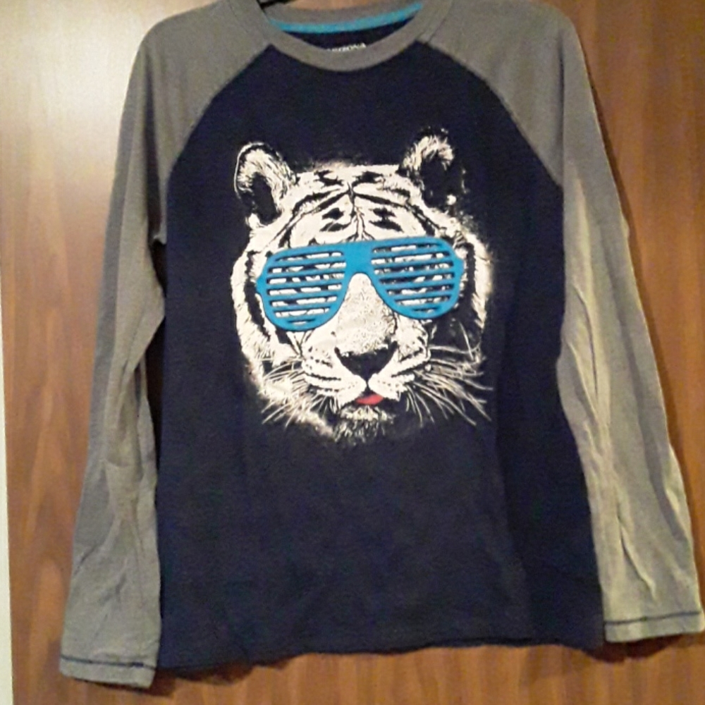 Shirt 18/20
